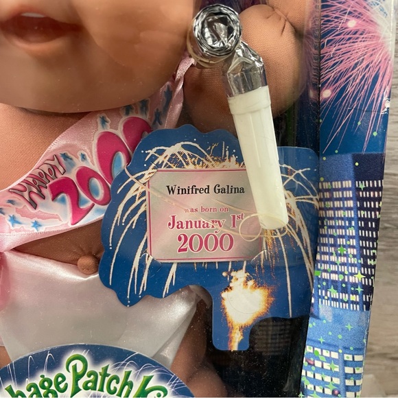 2000 MILLENNIUM CELEBRATION CABBAGE PATCH Girl Doll JAN 1st 2000 Winifred New - Picture 4 of 7